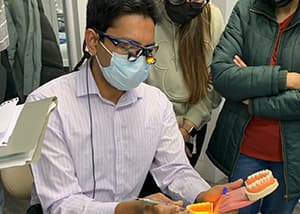 Hands-on Training for Hygienists and Assistants